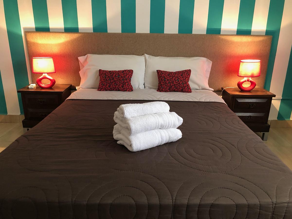 Defensa 821 Bed And Breakfast Buenos Aires Zewnętrze zdjęcie