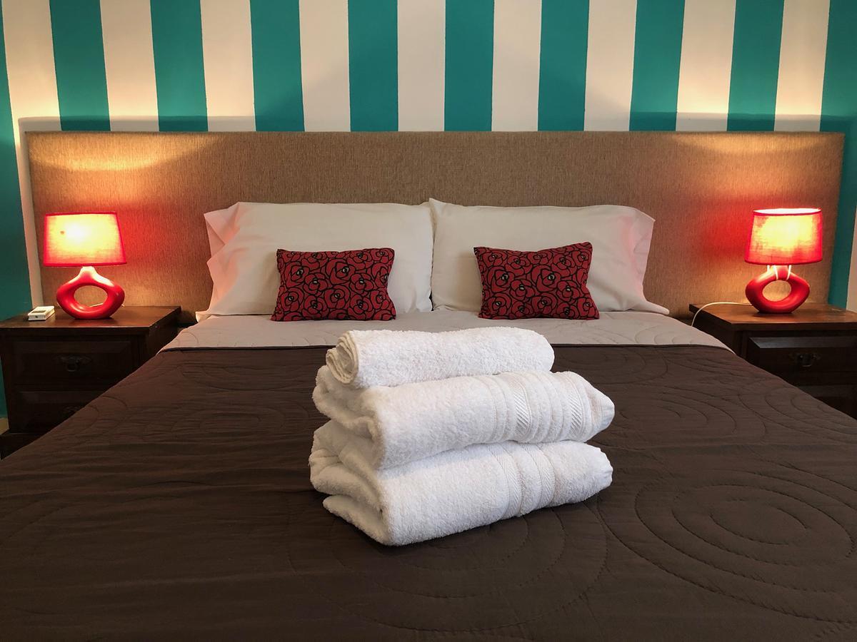 Defensa 821 Bed And Breakfast Buenos Aires Zewnętrze zdjęcie