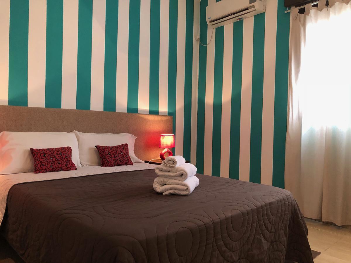 Defensa 821 Bed And Breakfast Buenos Aires Zewnętrze zdjęcie